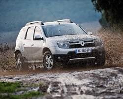  Renault Duster    